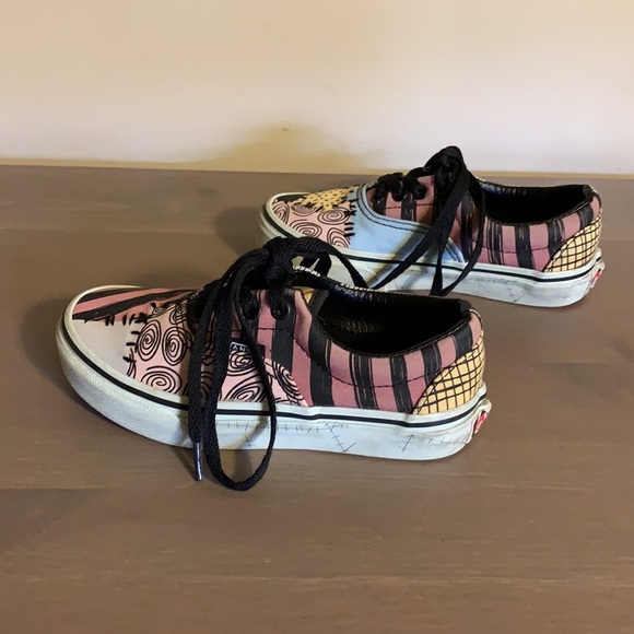 Vans “Nightmare Before Christmas” Skate Shoes - Girl’s Size 12.5 - Picture 8 of 10
